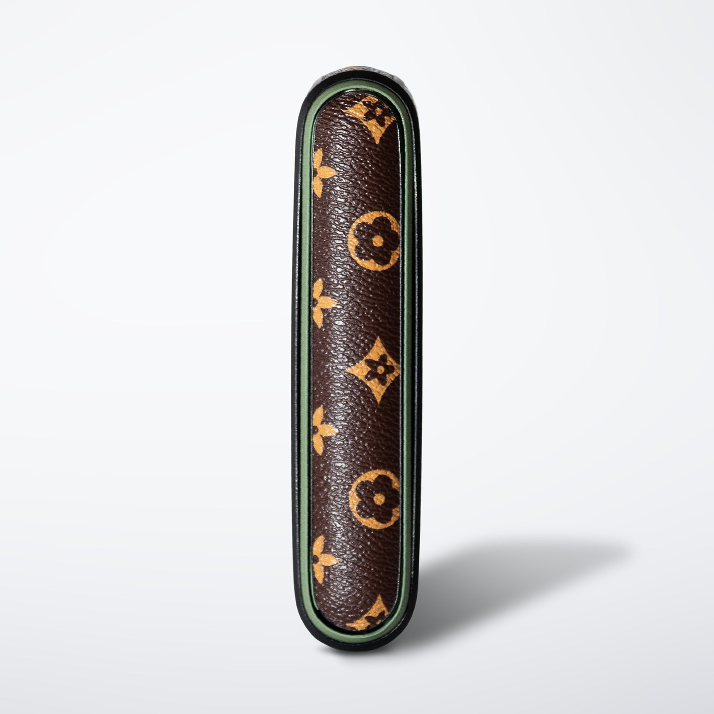 LV Icase